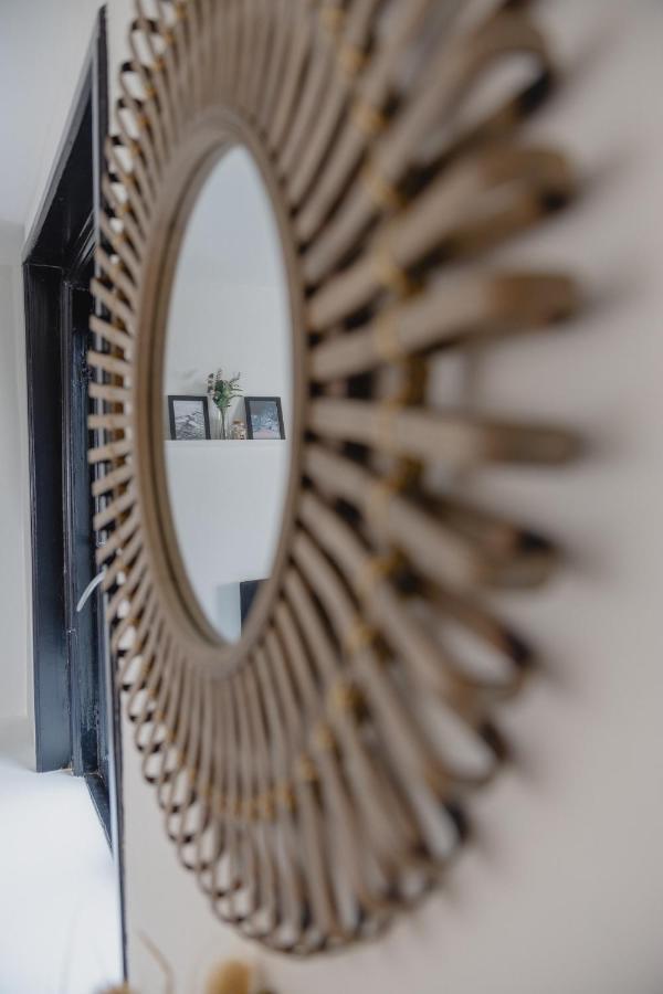 Madrid Suites มาสทริชท์ ภายนอก รูปภาพ