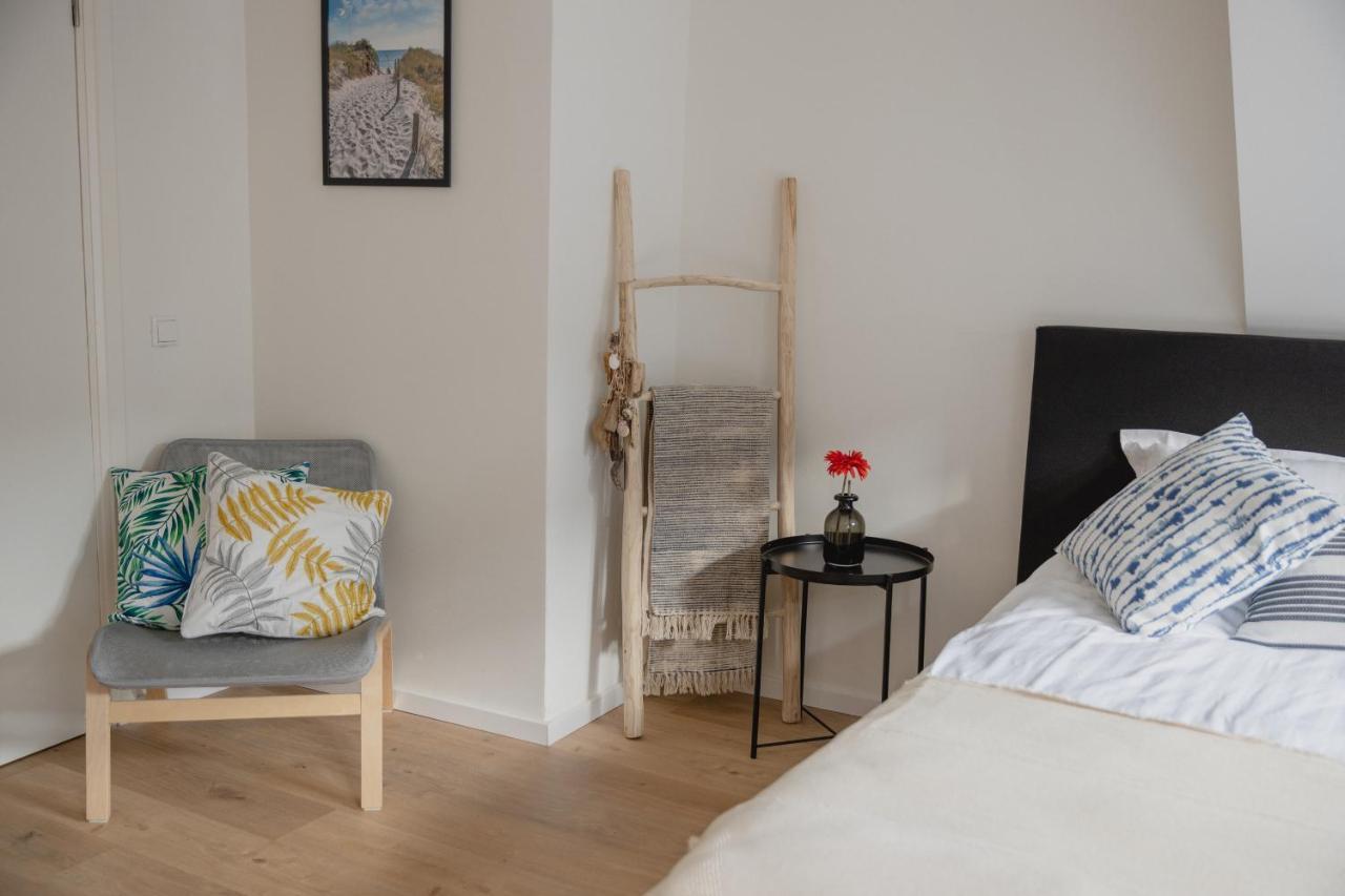 Madrid Suites มาสทริชท์ ภายนอก รูปภาพ