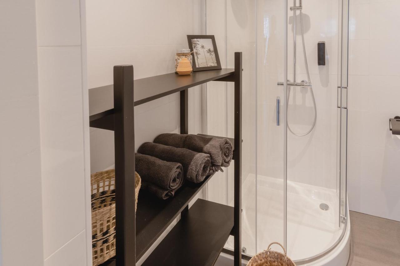 Madrid Suites มาสทริชท์ ภายนอก รูปภาพ