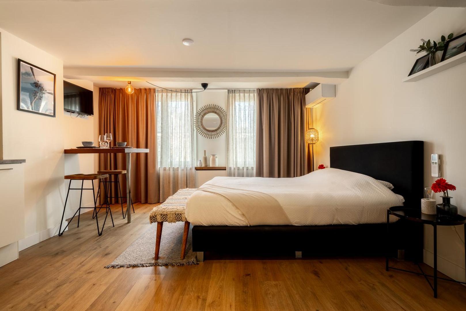 Madrid Suites มาสทริชท์ ภายนอก รูปภาพ